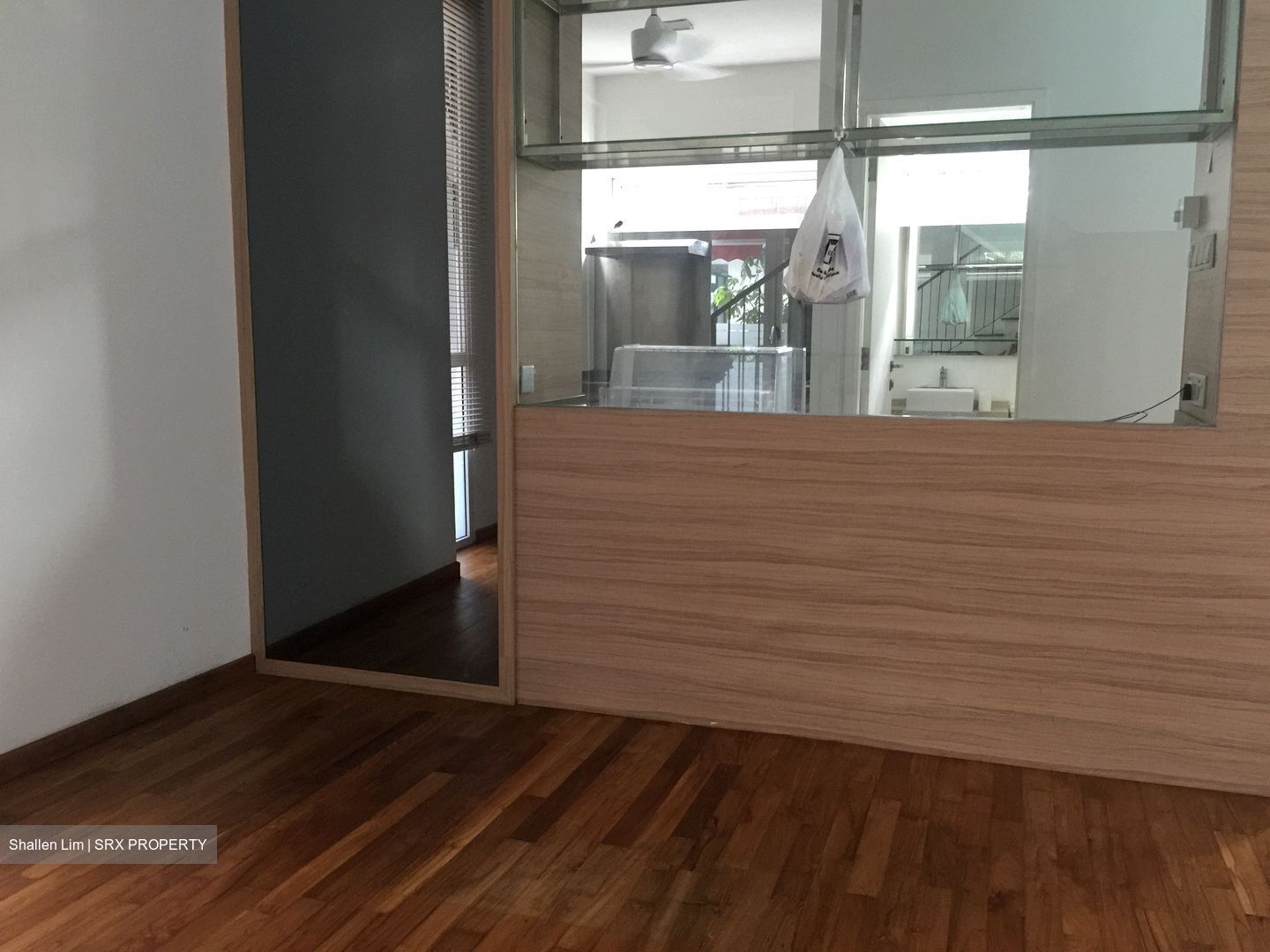 Hua Guan Avenue (D21), Terrace #464694171